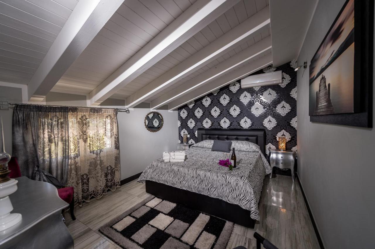 Moresca Exclusive - Pool & Castellammare del Golfo